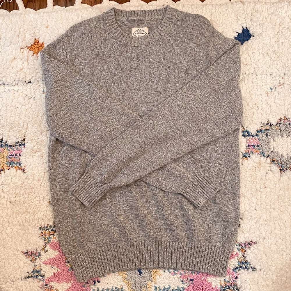 NWOT St. John’s Bay Crewneck Sweater in Gray